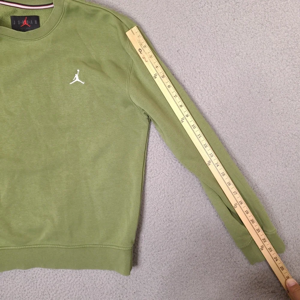 Air Jordan Essential Fleece Crewneck Sweatshirt Mens Small Green‎ Jumpman Logo